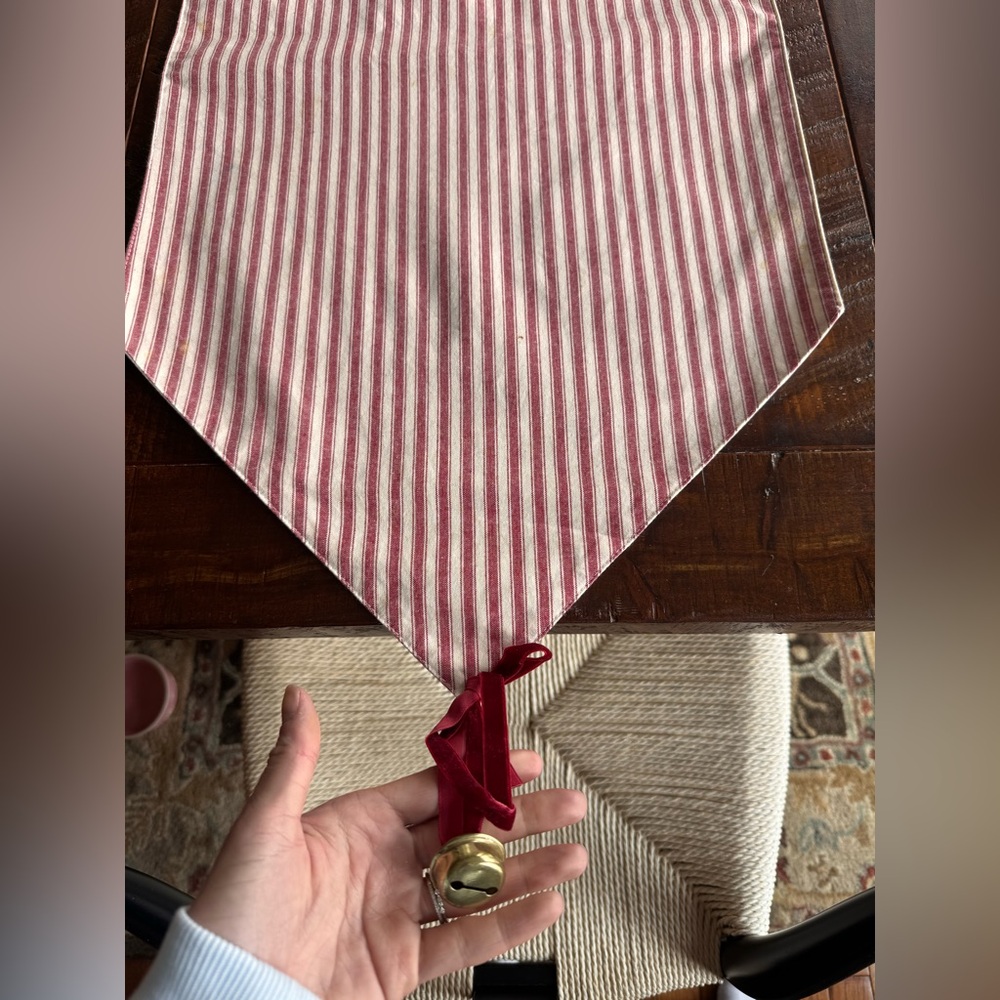 Red & White Striped Table Runner - Picture 2 of 4